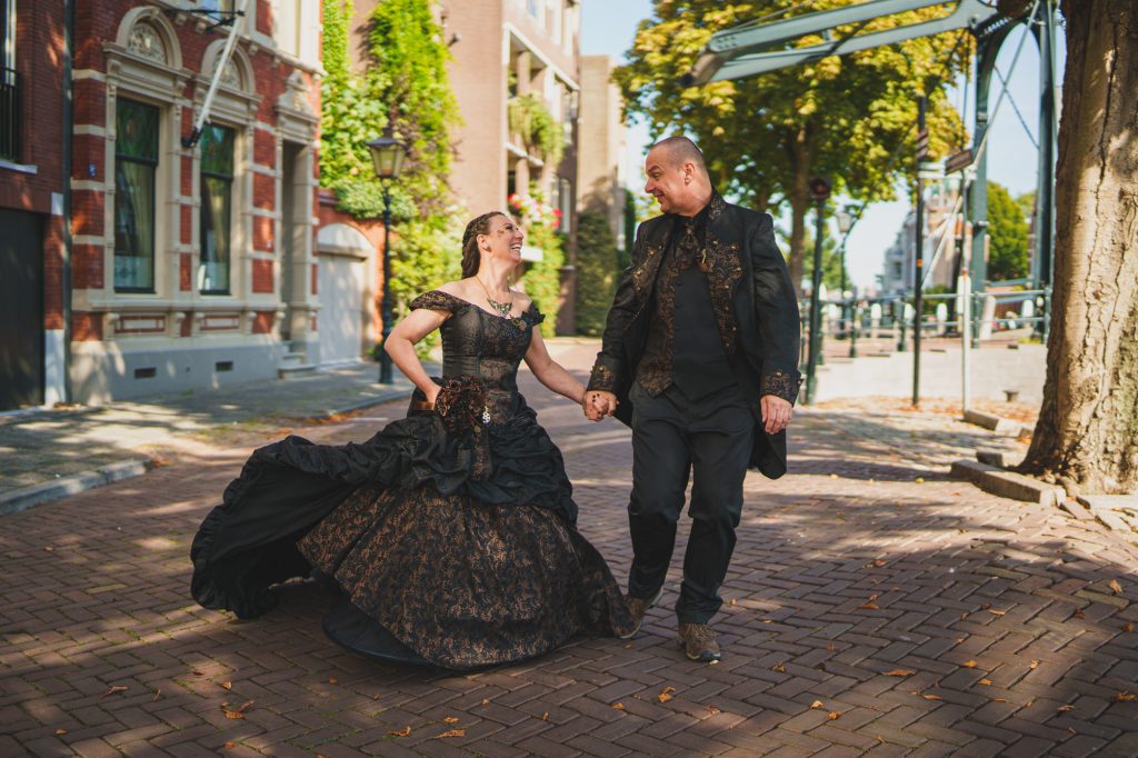 Steampunk bruiloft in Dordrecht - Angela de Baat Fotografie